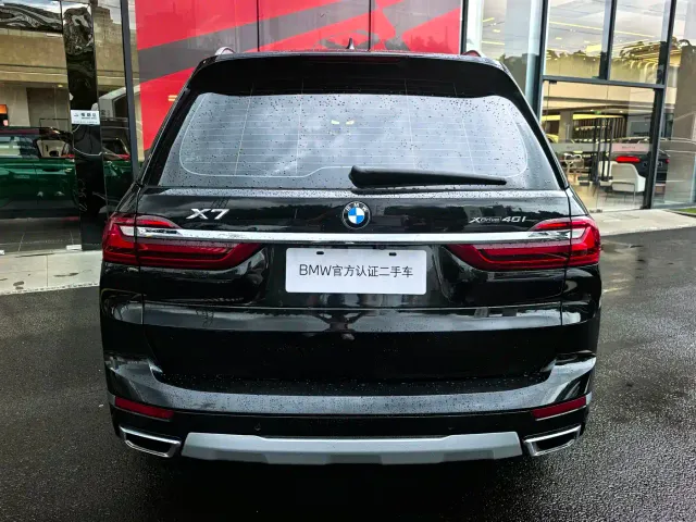 BMW X7 — Фото автомобиля 14