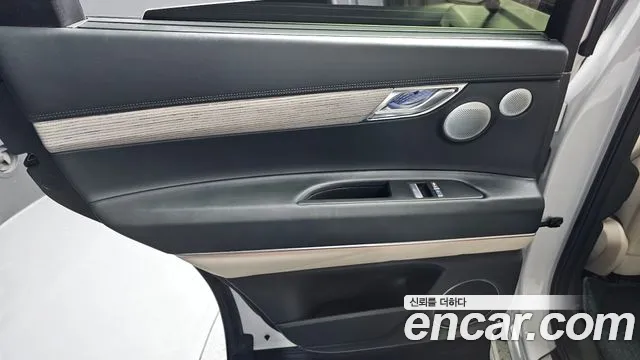 Genesis GV80 — Фото автомобиля 14