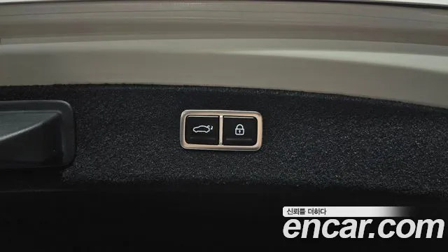 Genesis G80 Бензин 2.5 турбо AWD — Фото автомобиля 29