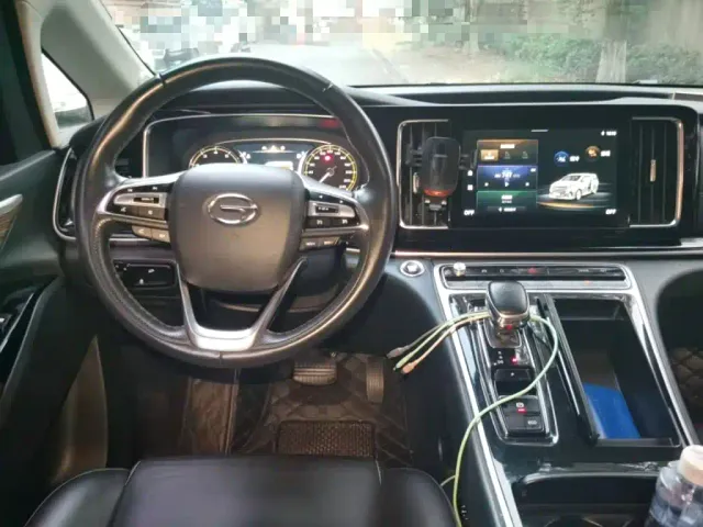 GAC Trumpchi M8 — Фото автомобиля 10