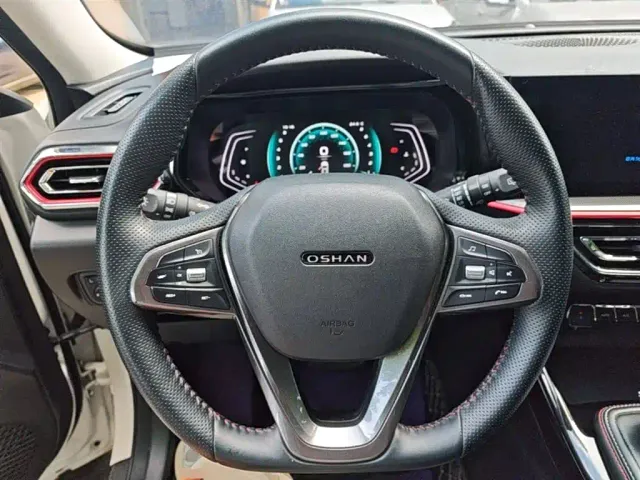 Changan Oushang X5 — Фото автомобиля 10