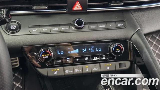 Hyundai AVANTE — Фото автомобиля 28