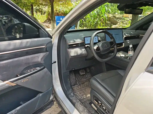 Dongfeng eπ 008 — Фото автомобиля 13