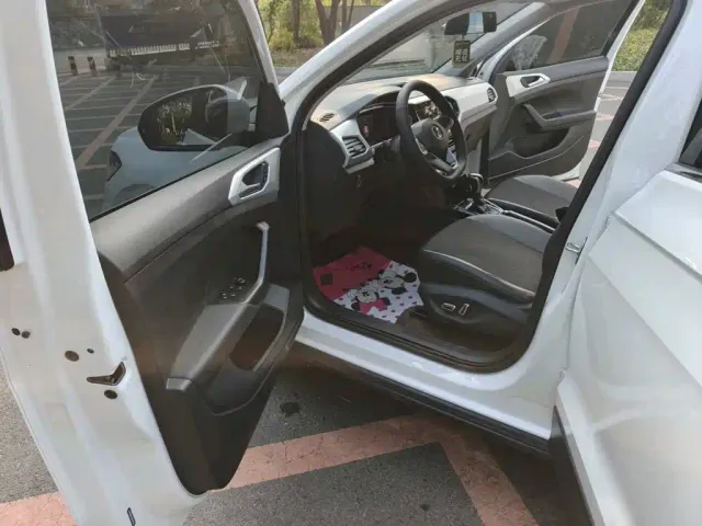 Volkswagen Tanying 2021 1.5L Automatic Smart Connect Edition — Фото автомобиля 10