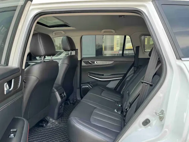 Changan CS75 — Фото автомобиля 6