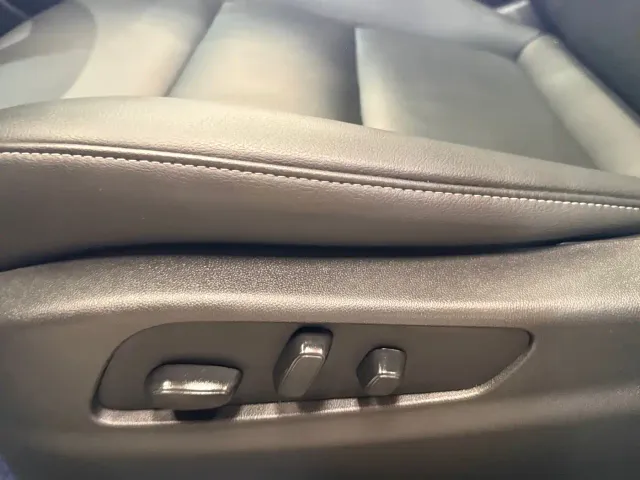 Cadillac XT4 — Фото автомобиля 16