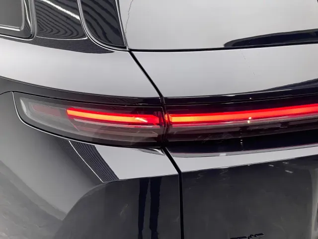 Li Auto L7 — Фото автомобиля 20