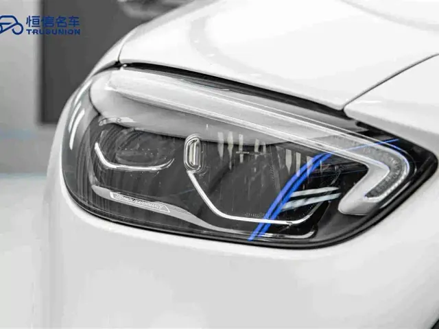Mercedes-Benz C-Class — Фото автомобиля 10
