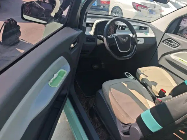 Wuling Hongguang Mini EV — Фото автомобиля 15