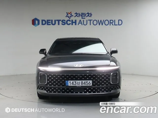 Hyundai Grandeur Grandeur (GN7) 2.5 Бензин 2WD — Фото автомобиля 3