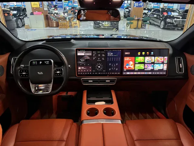 Li Auto L8 — Фото автомобиля 7