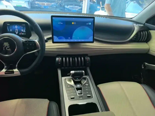 BYD Yuan PLUS — Фото автомобиля 12