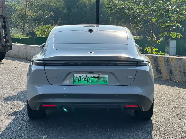 Nio ET5 — Фото автомобиля 5