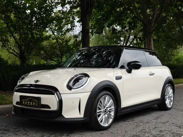 Фотография автомобиля — MINI Hatch