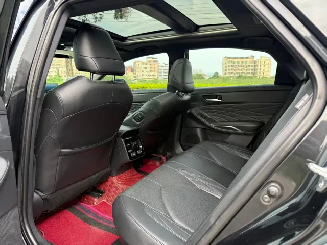 Toyota Avalon — Фото автомобиля 6