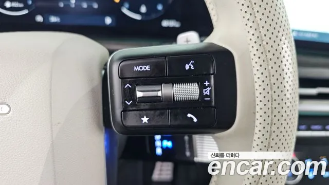 Hyundai Santafe Santa Fe (MX5) Бензин 2.5T 4WD — Фото автомобиля 23