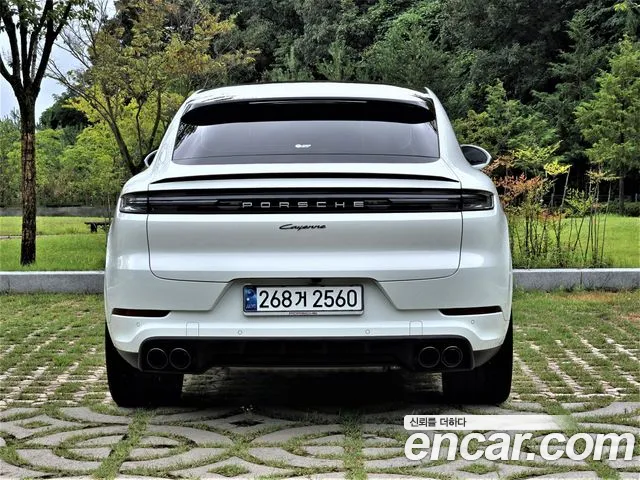 Porsche Cayenne — Фото автомобиля 4