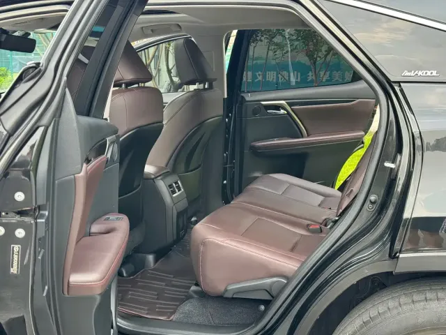 Lexus RX — Фото автомобиля 8