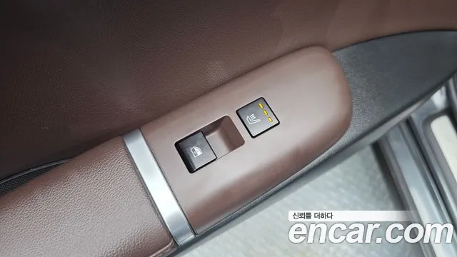 Hyundai Grandeur GN7 — Фото автомобиля 28