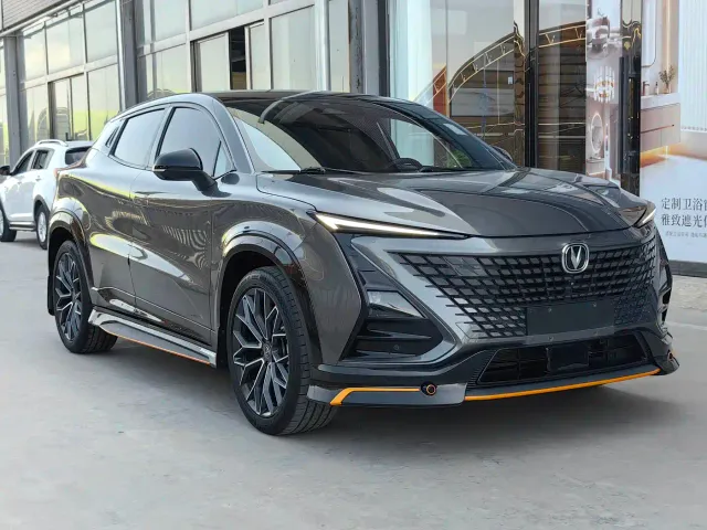 Changan UNI-T — Фото автомобиля 3