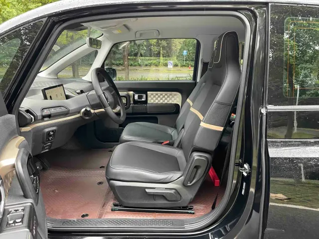 Baojun KiWi EV — Фото автомобиля 4