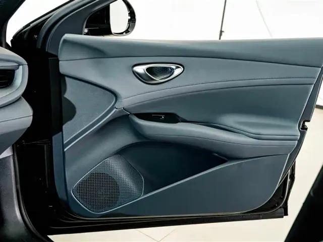 BYD Seal 06 GT — Фото автомобиля 16