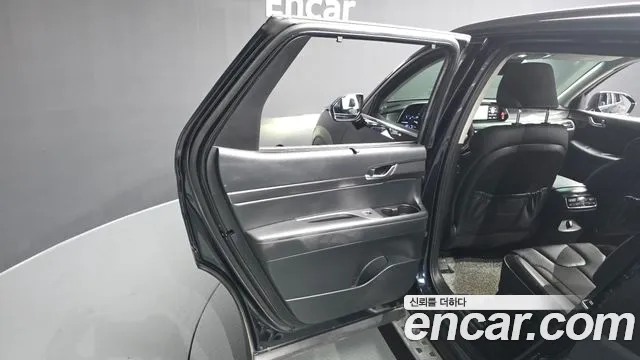 Hyundai Palisade Palisade Дизель 2.2 2WD — Фото автомобиля 18