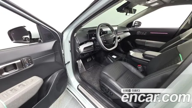 Kia EV4 — Фото автомобиля 10