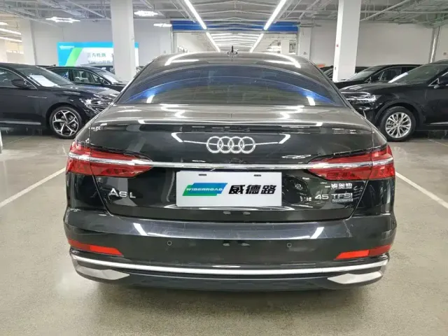 Audi Audi A6L 2024 45 TFSI Premium Dynamic — Фото автомобиля 4