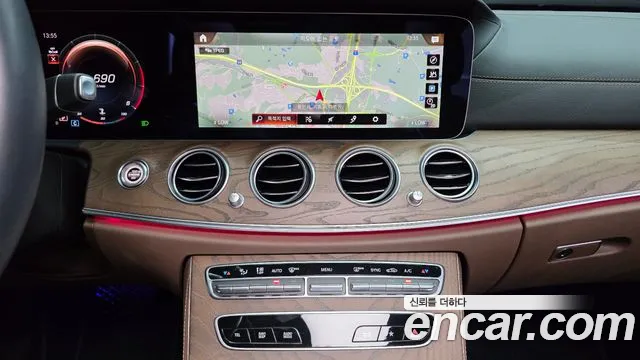 Mercedes-Benz E-Class W213 — Фото автомобиля 20