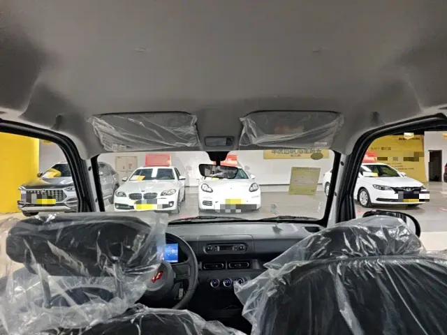 Wuling Zhiguang NEV — Фото автомобиля 17