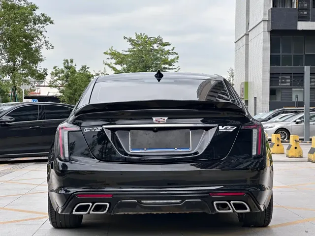 Cadillac CT5 — Фото автомобиля 5