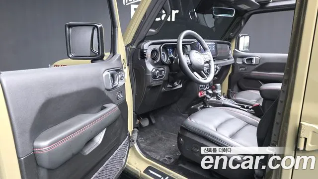 Jeep Wrangler JL — Фото автомобиля 15