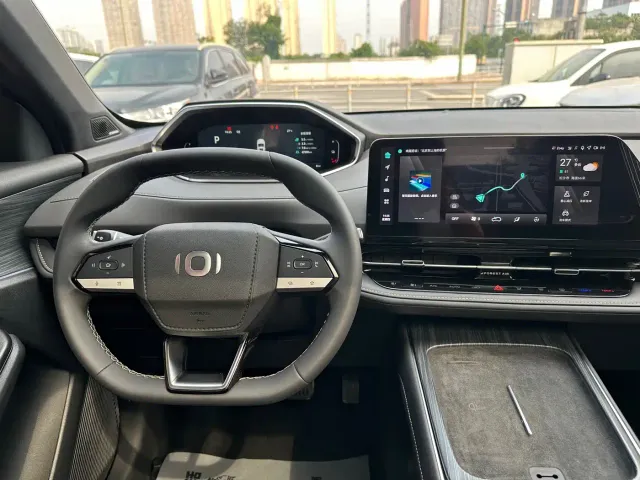 Changan Qiyuan Q05 — Фото автомобиля 16