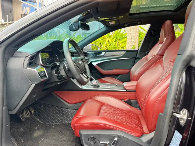 Audi A7L — Фото автомобиля 4