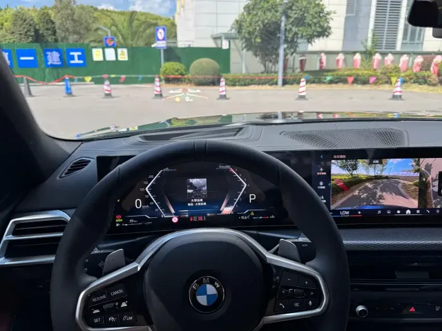 BMW 3 Series — Фото автомобиля 11