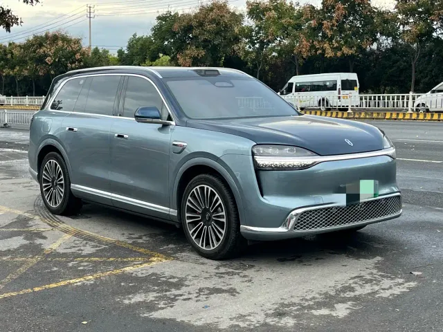 Aito M9 — Фото автомобиля 2