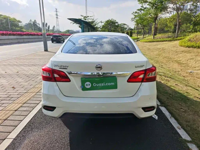 Nissan Sylphy — Фото автомобиля 4