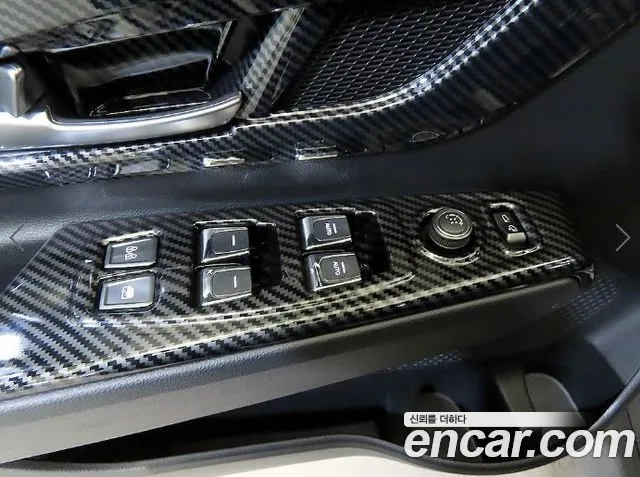 KGM Korando Beautiful — Фото автомобиля 13