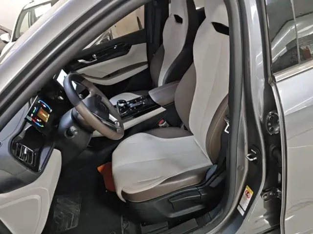 BYD Qin PLUS — Фото автомобиля 14