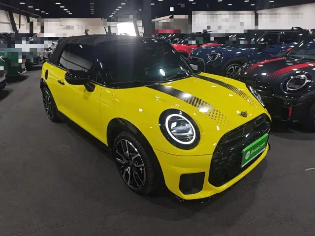MINI Hatch — Фото автомобиля 3