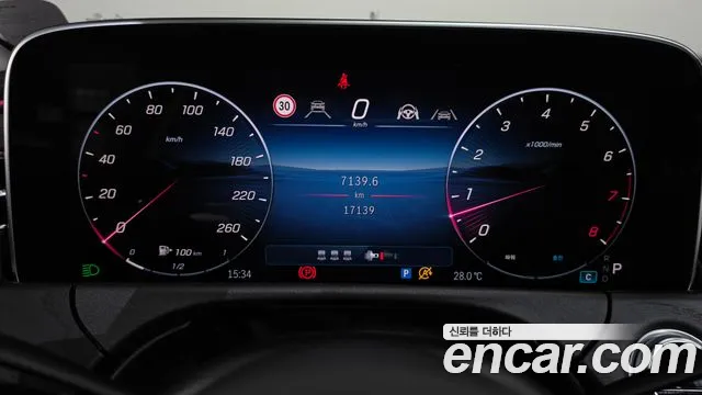 Mercedes-Benz E-Class — Фото автомобиля 8