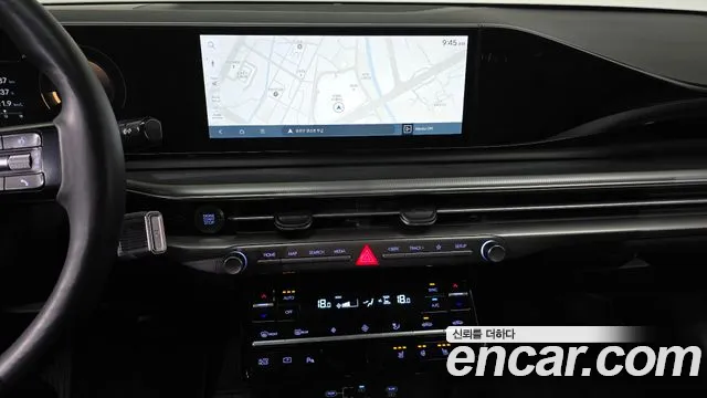 Hyundai Grandeur Grandeur (GN7) 2.5 Бензин 2WD — Фото автомобиля 12