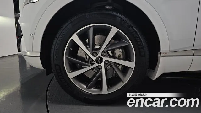 Genesis GV80 2.5T Бензин AWD — Фото автомобиля 5