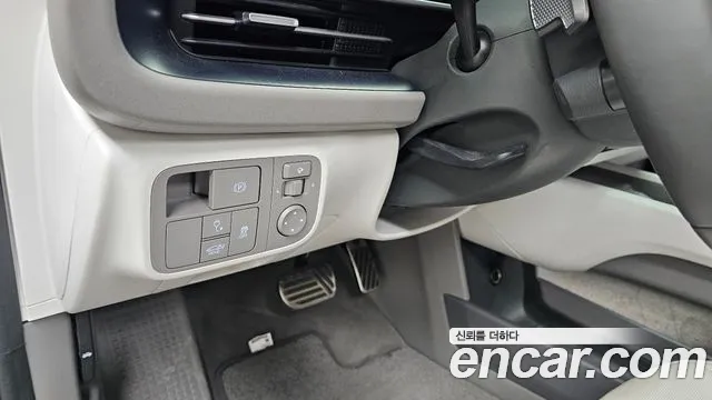 Hyundai Ioniq 6 — Фото автомобиля 18