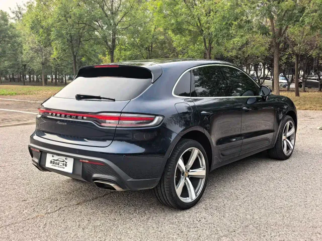 Porsche Macan — Фото автомобиля 4