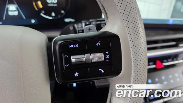 Hyundai Santa Fe MX5 — Фото автомобиля 29