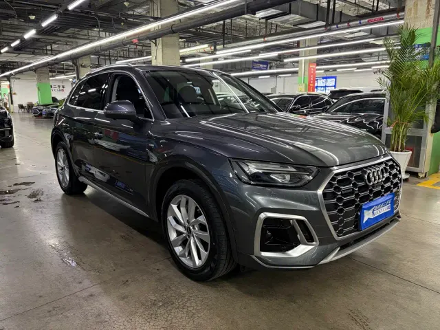 Audi Audi Q5L 2022 40T Luxury Dynamic — Фото автомобиля 2