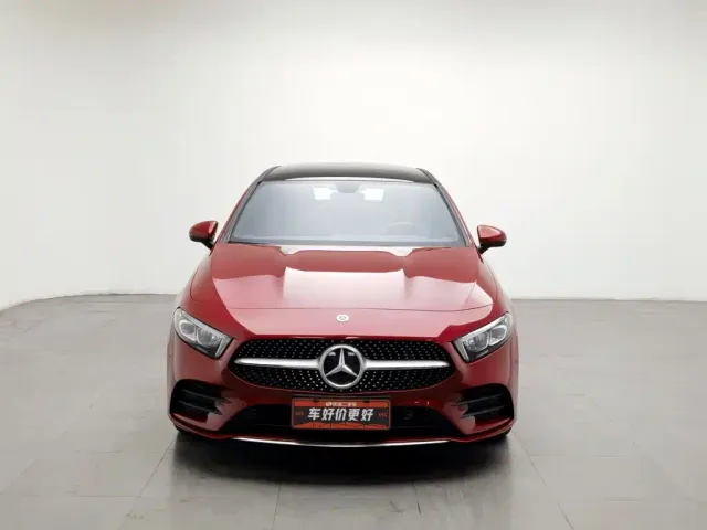 Mercedes-Benz A-Class — Фото автомобиля 3