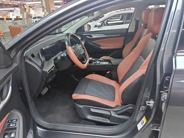 Changan Eado — Фото автомобиля 15